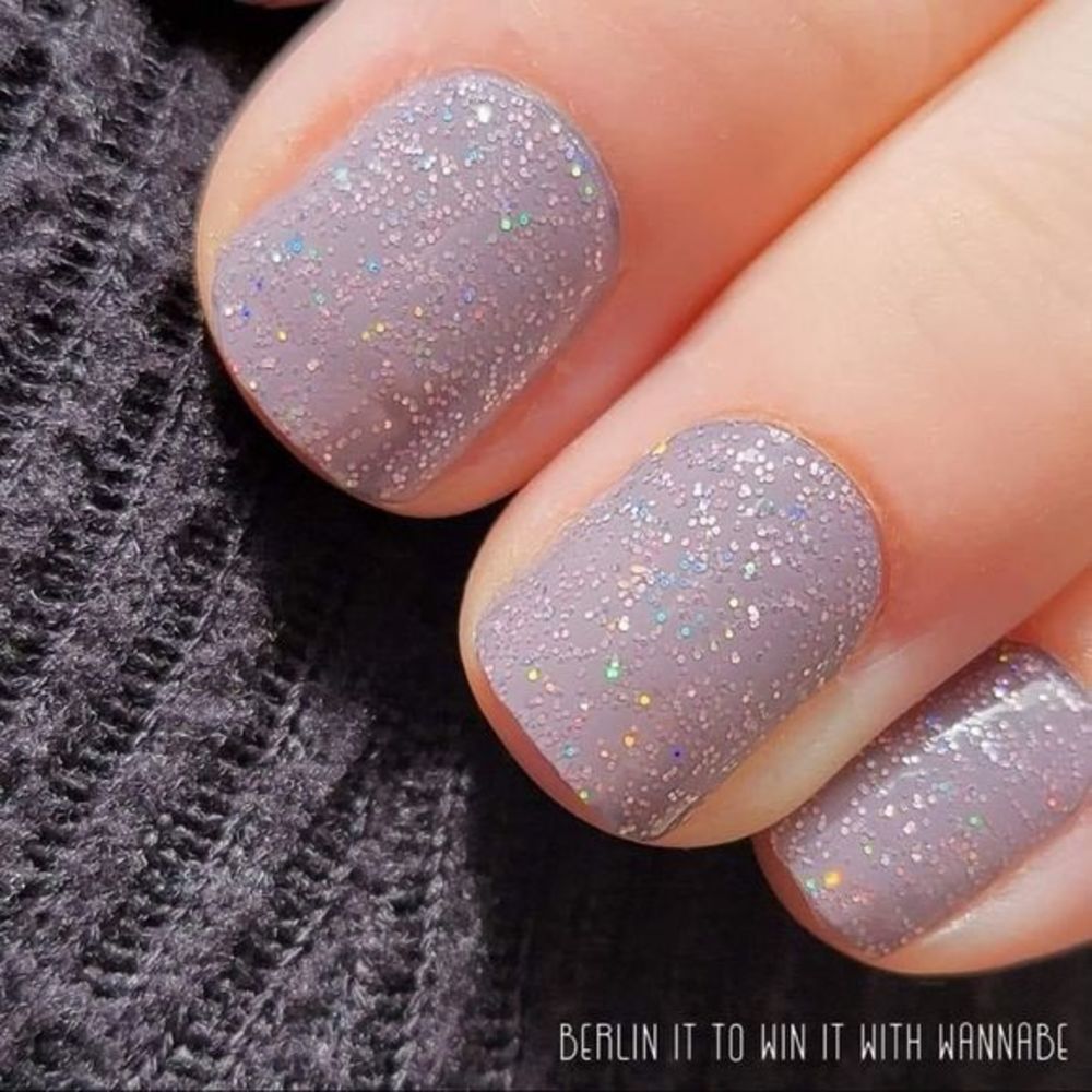 Color Street | Wannabe a sweet glittery pink on a clear base, nail strips - Picture 11 of 14